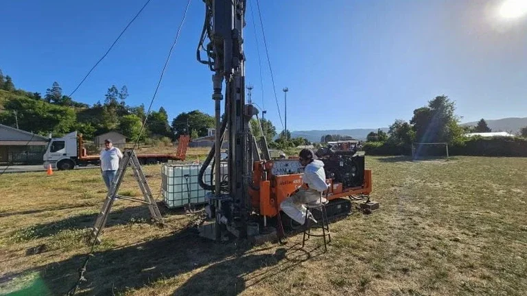Fouille d'essai à Lille : le puits d'exploration pour vos fondations